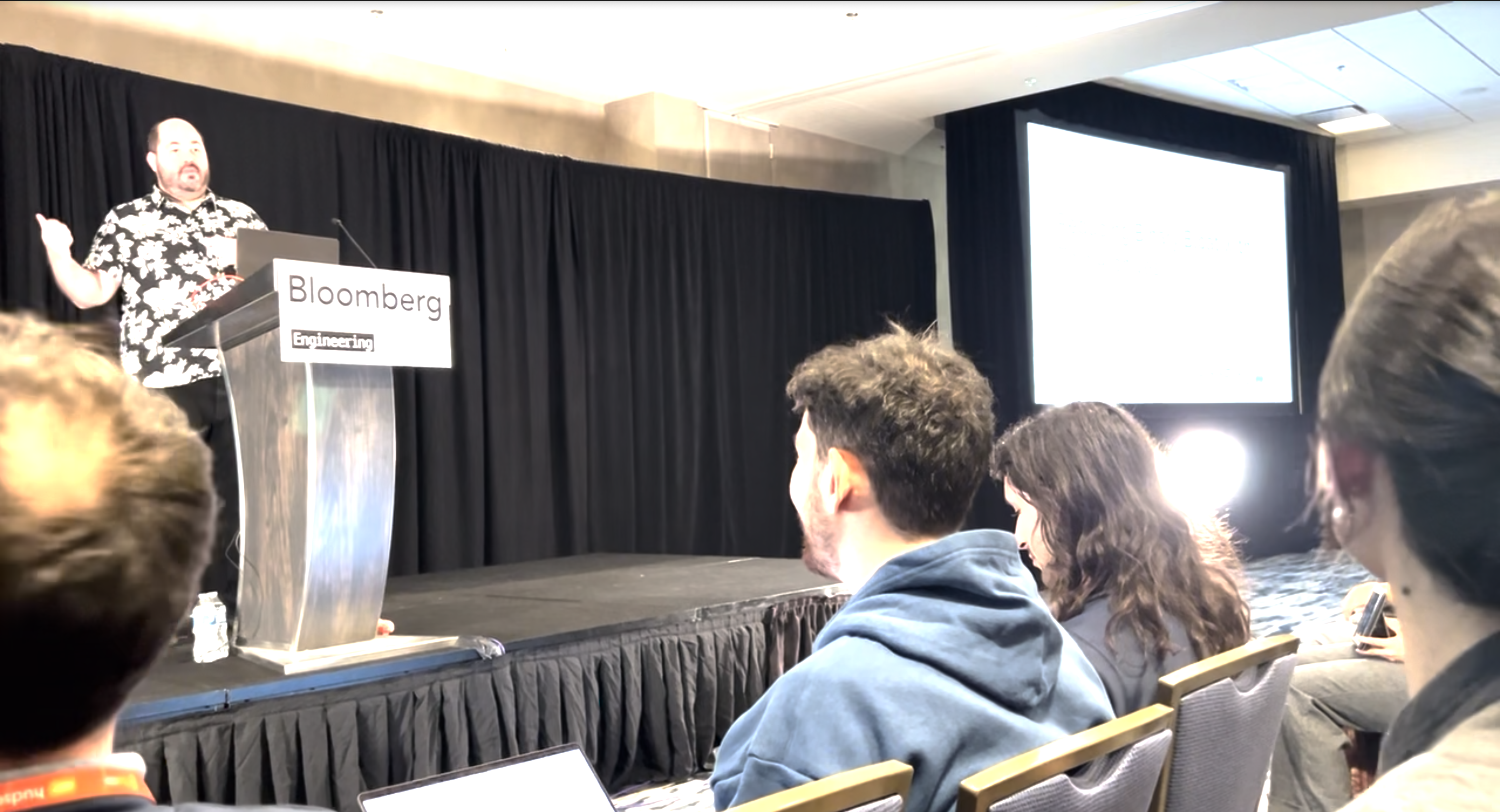 Reducing Binary Bloat with Thin Archives by Florent Castelli